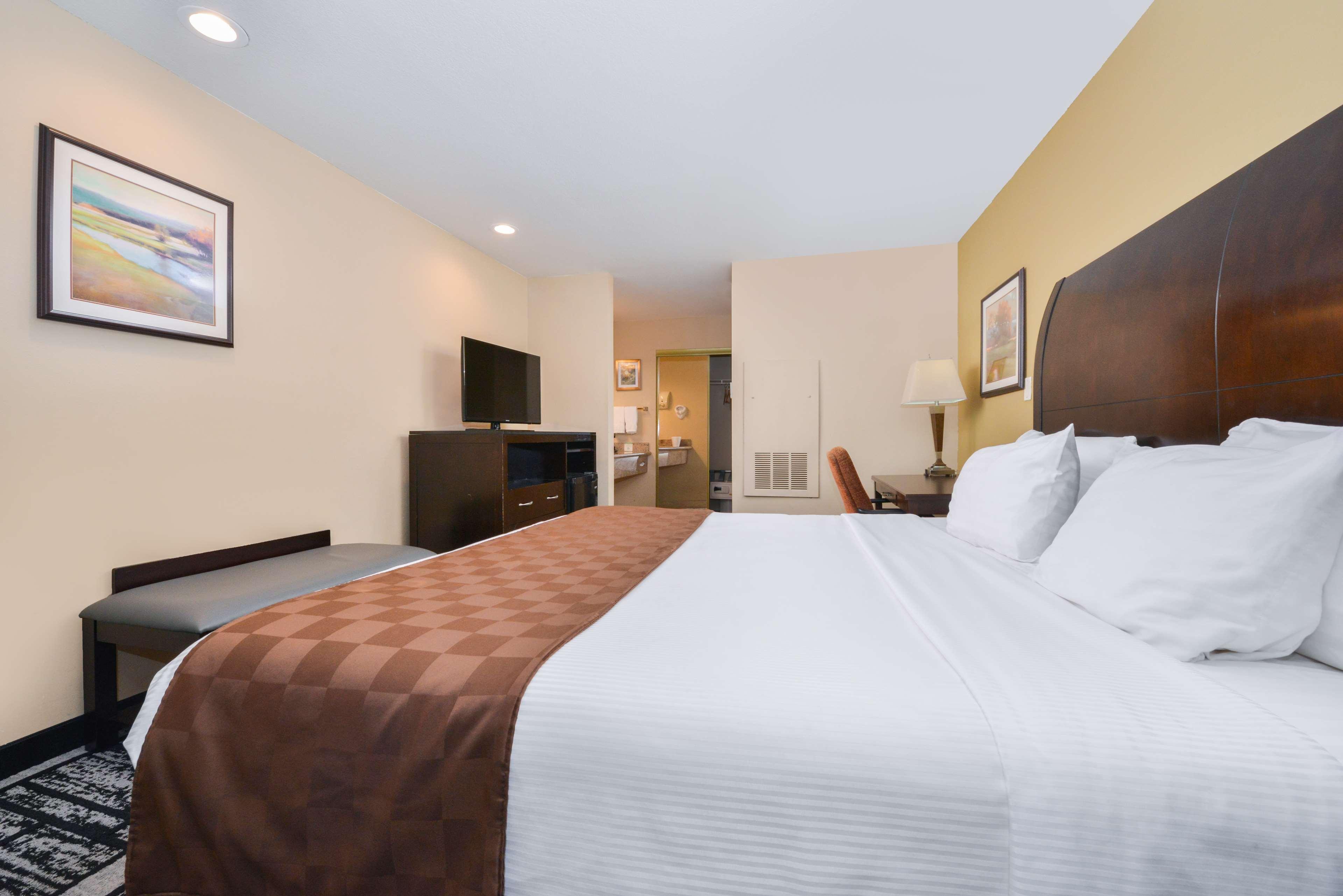 Best Western Plus Meridian Inn & Suites, Anaheim-Ориндж Экстерьер фото