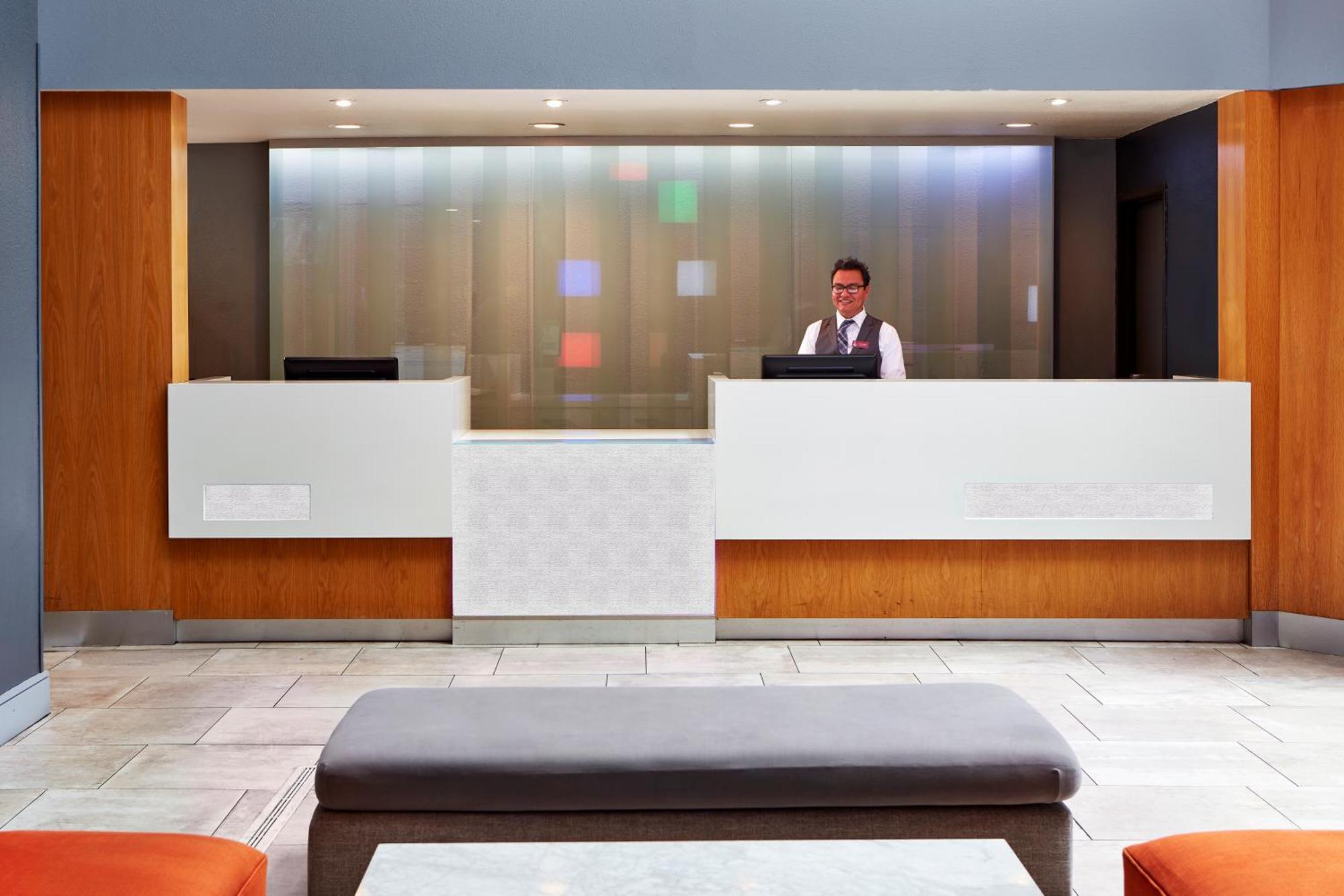 Best Western Plus Meridian Inn & Suites, Anaheim-Ориндж Экстерьер фото