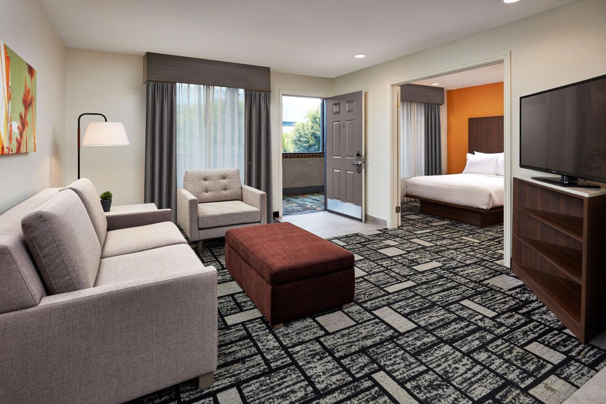 Best Western Plus Meridian Inn & Suites, Anaheim-Ориндж Экстерьер фото